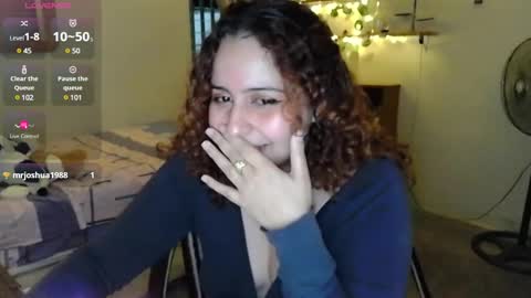 Snapshot of athenasbae chatting on January 14, 3:43 am Steph online show from January 14, 3:43 am