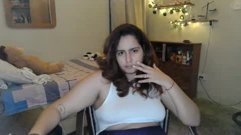 Snapshot of athenasbae chatting on February 7, 3:23 am Steph online show from February 7, 3:23 am