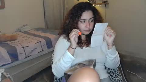 Snapshot of athenasbae chatting on February 16, 10:54 pm Steph online show from February 16, 10:54 pm