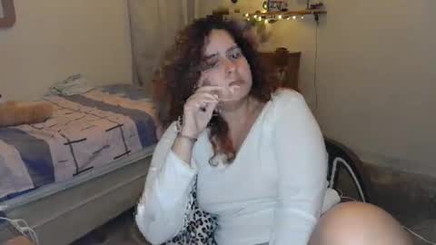 Snapshot of athenasbae chatting on February 17, 1:58 am Steph online show from February 17, 1:58 am