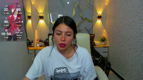 Snapshot of athenasexxxy chatting on October 1, 7:53 pm athenasexxxy online show from October 1, 7:53 pm