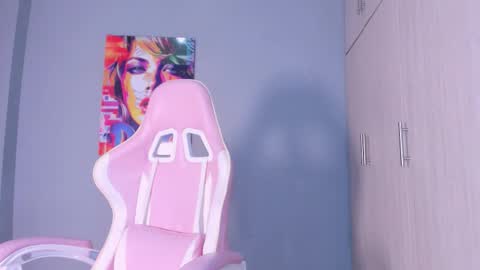 athenea__fox online show from November 26, 11:44 am