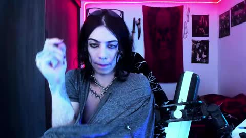 athenauwu online show from October 26, 5:24 am