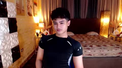 athisamoore online show from February 3, 6:02 pm