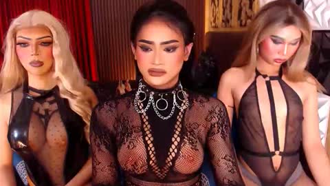 Snapshot of athisamoore chatting on March 10, 8:36 pm athisamoore online show from March 10, 8:36 pm