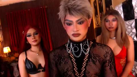 Snapshot of athisamoore chatting on March 11, 8:59 pm athisamoore online show from March 11, 8:59 pm