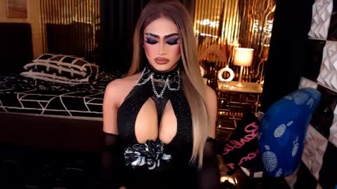 Snapshot of athisamoore chatting on April 3, 12:41 am athisamoore online show from April 3, 12:41 am