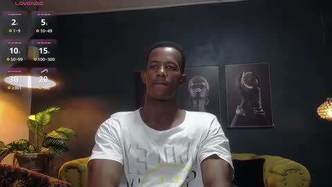 Snapshot of athleticbig_cock chatting on December 12, 2:15 am ATHLETIC COCK online show from December 12, 2:15 am