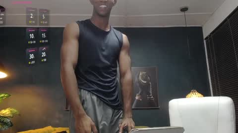 Snapshot of athleticbig_cock chatting on December 15, 1:46 am ATHLETIC COCK online show from December 15, 1:46 am