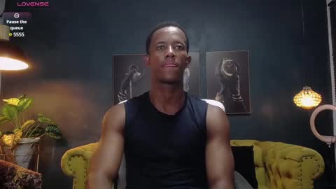 Snapshot of athleticbig_cock chatting on January 15, 2:06 am ATHLETIC COCK online show from January 15, 2:06 am