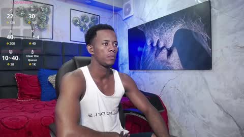 Snapshot of athleticbig_cock chatting on February 2, 2:17 am ATHLETIC COCK online show from February 2, 2:17 am