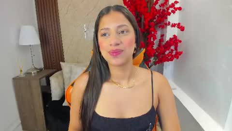 Atiena online show from July 2, 7:42 pm