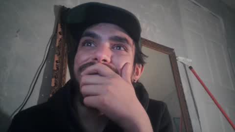 Snapshot of atmorin01 chatting on February 11, 7:33 am Atmarin199 aka Dre online show from February 11, 7:33 am