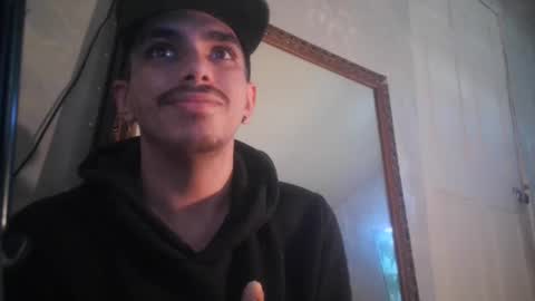 Snapshot of atmorin01 chatting on February 21, 9:00 pm Atmarin199 aka Dre online show from February 21, 9:00 pm