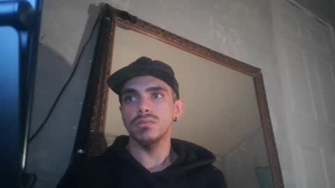 Snapshot of atmorin01 chatting on February 23, 1:57 am Atmarin199 aka Dre online show from February 23, 1:57 am
