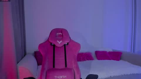 Tilda or Tilly online show from May 18, 8:03 pm
