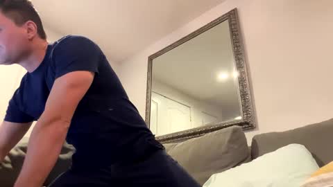 Snapshot of atown5588 chatting on January 24, 3:00 am atown5588 online show from January 24, 3:00 am