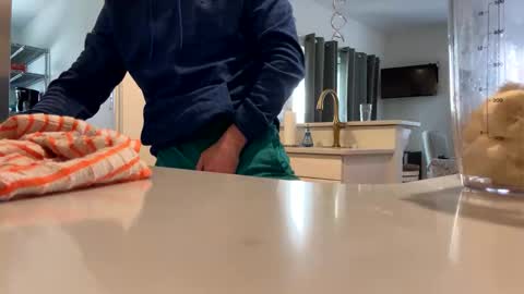 Snapshot of atown5588 chatting on January 24, 4:39 pm atown5588 online show from January 24, 4:39 pm