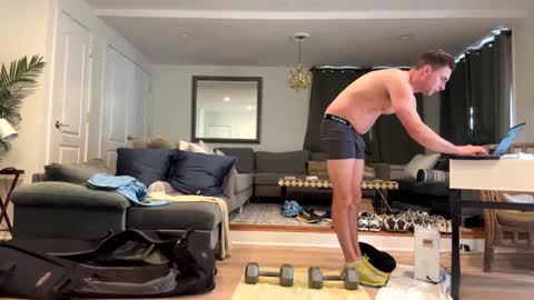 Snapshot of atown5588 chatting on February 27, 3:48 pm atown5588 online show from February 27, 3:48 pm