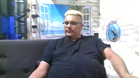 A online show from January 7, 8:10 pm