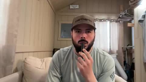 Snapshot of aty0urservic3 chatting on March 17, 3:48 pm Alejandro online show from March 17, 3:48 pm