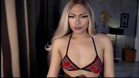 aubrey online show from March 26, 11:49 am