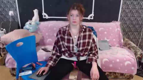 Snapshot of audrieplaza chatting on March 17, 9:01 am Verona nika online show from March 17, 9:01 am