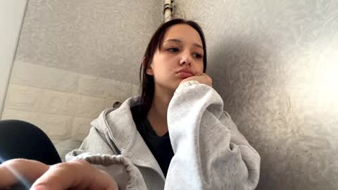 Snapshot of augustinaiyengar chatting on March 25, 8:09 am Naomi online show from March 25, 8:09 am