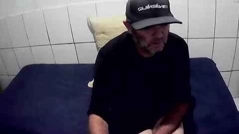 Snapshot of augustopierdona26 chatting on April 2, 8:50 pm cesar augusto online show from April 2, 8:50 pm