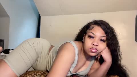 aunyxxx online show from January 1, 5:55 pm