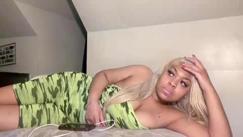 aunyxxx online show from February 11, 1:41 am