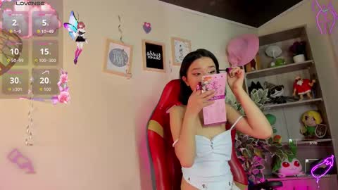 aura_rouss online show from September 26, 4:22 pm