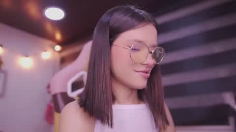 aura_rouss online show from December 22, 11:46 pm