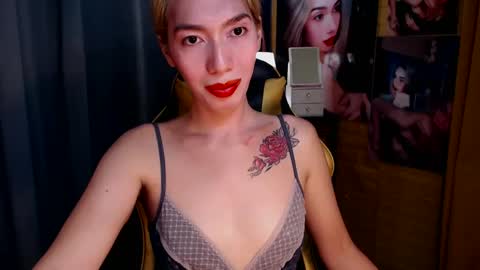 Miss awra online show from February 8, 5:29 am