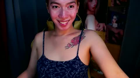 Snapshot of aurakharisma_xx chatting on September 22, 5:20 am Miss awra online show from September 22, 5:20 am