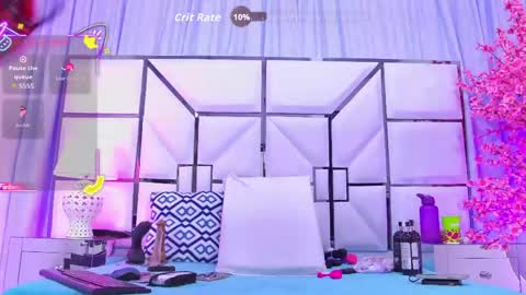 Aura online show from April 28, 7:08 pm