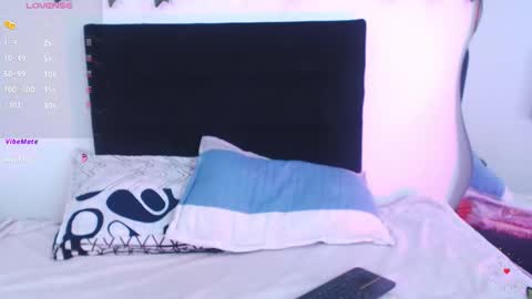 aurelynegp online show from September 20, 11:22 am