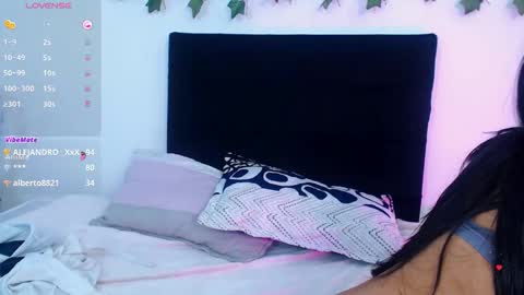 aurelynegp online show from September 22, 11:23 am