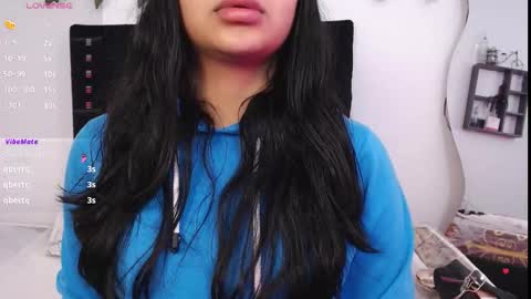 aurelynegp online show from September 25, 11:25 am