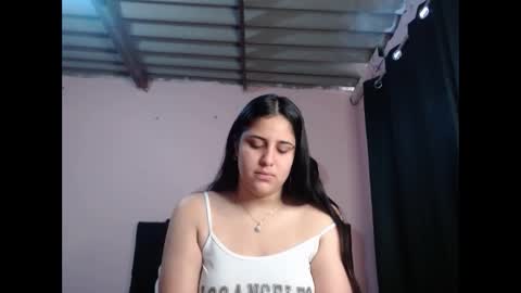 auroa_0785 online show from April 30, 2:01 pm