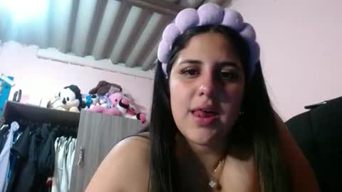 auroa_0785 online show from May 25, 1:50 pm