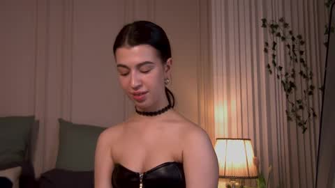 aurora_404 online show from May 11, 2:45 pm