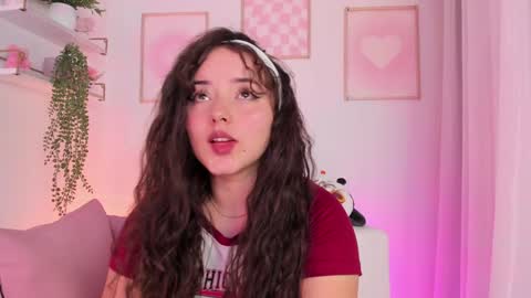 Snapshot of aurora_aaa chatting on February 7, 9:26 pm Aurora online show from February 7, 9:26 pm