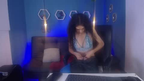 Snapshot of aurora_ath chatting on April 23, 3:30 am Aurora ath online show from April 23, 3:30 am