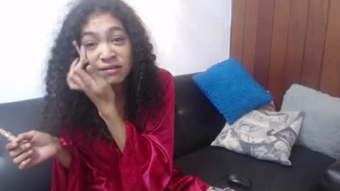 Snapshot of aurora_ath chatting on June 11, 10:02 am Aurora ath online show from June 11, 10:02 am