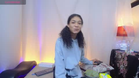 Snapshot of aurora_ath chatting on June 13, 7:50 am Aurora ath online show from June 13, 7:50 am