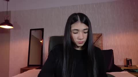 Snapshot of aurora_jones1 chatting on October 15, 1:39 am Aurora online show from October 15, 1:39 am