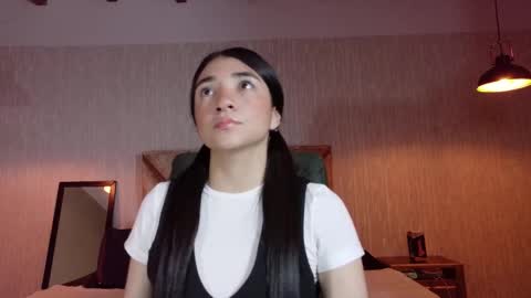 Snapshot of aurora_jones1 chatting on October 16, 3:40 am Aurora online show from October 16, 3:40 am