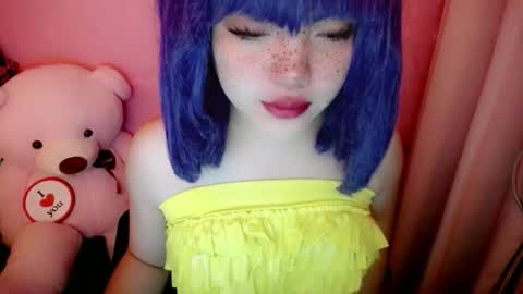 cute online show from May 15, 10:06 pm
