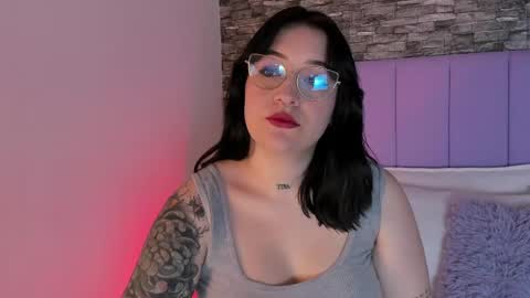 Snapshot of aurora_sweet2 chatting on March 12, 3:29 pm Madison online show from March 12, 3:29 pm